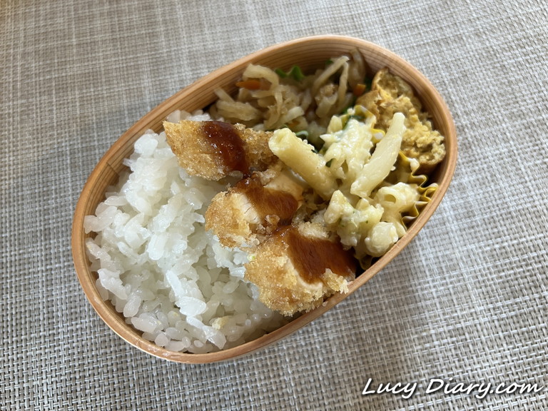 2022年11月4日はチキンカツ弁当